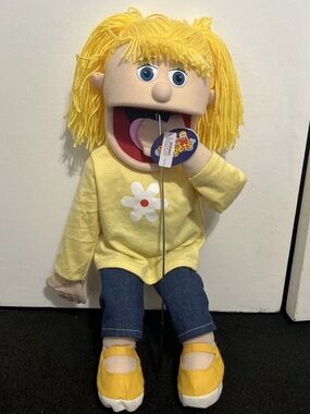 Silly Puppets Katie 25" Full Body Ventriloquist Performance Puppet NWT Rod